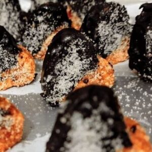 Almond Cluster