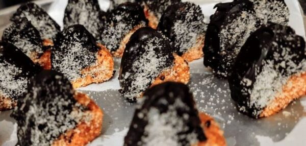 Almond Cluster